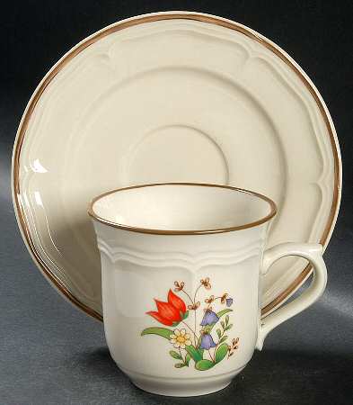 NEW6 Flat Cup & Saucer Set