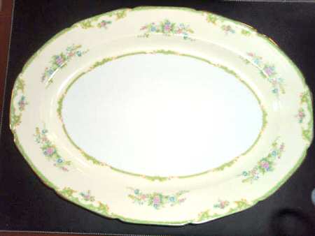 N935 14" Oval Serving Platter