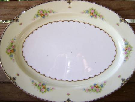 N938 16" Oval Serving Platter