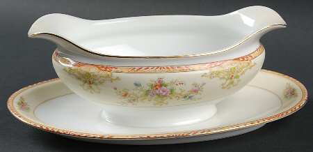 N951 Gravy Boat with Attached Underplate