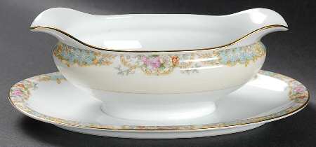 N954 Gravy Boat with Attached Underplate
