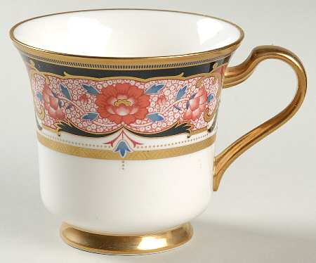 Golden Procession Footed Cup