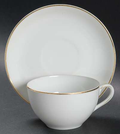 N977 Flat Cup & Saucer Set