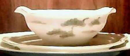 206 Gravy Boat with Attached Underplate