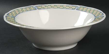 Sonoma Trellis 9" Round Vegetable Bowl