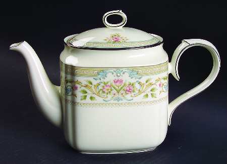 Donovan Teapot & Lid