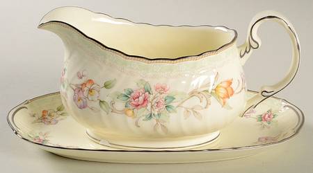 Norwalk Gravy Boat & Underplate (Relish/Butter)