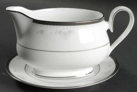 Princess Court Gravy Boat & Underplate (Relish/Butter)