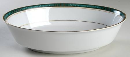 Greens Court 9" Oval Vegetable Bowl
