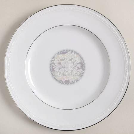 Braxton Platinum by Noritake
