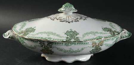 Lucerne Oval Covered Vegetable