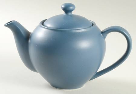 Colorwave Blue Small Teapot & Lid