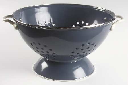 Colorwave Blue 5 Quart Metal Colander