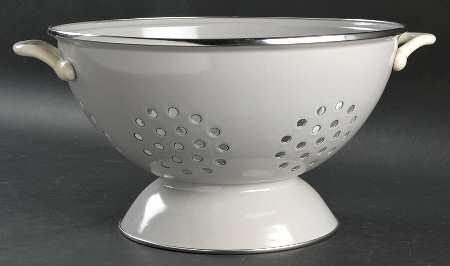 Colorwave Gray 5 Quart Metal Colander
