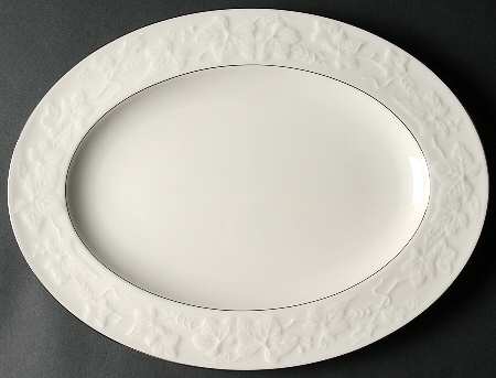 Halls of Ivy Platinum 14" Oval Serving Platter