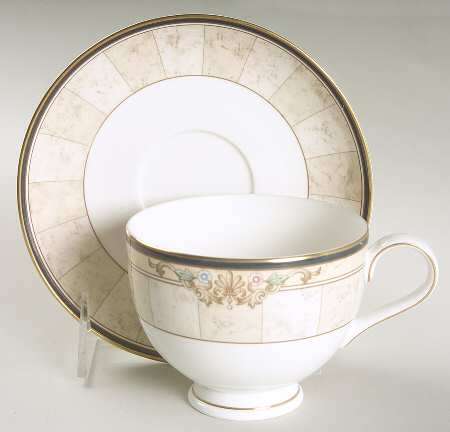 Loretto Footed Cup & Saucer Set