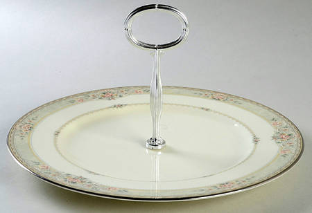 Newcastle Round Serving Plate with Handle (DP)