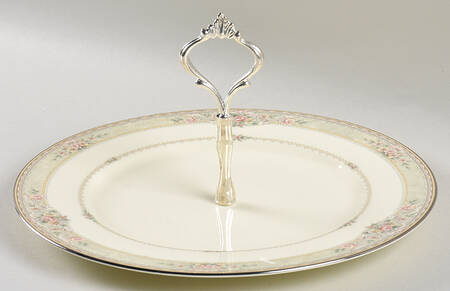 Newcastle Round Serving Plate with Handle (DP)