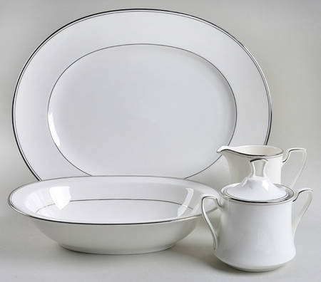 Platinum Traditions 5 Piece Hostess Set