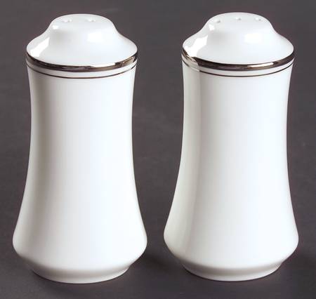 Platinum Traditions Salt & Pepper Set