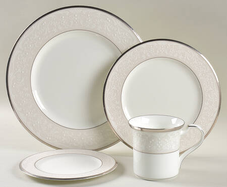 Silver Palace 4 Piece Place Setting