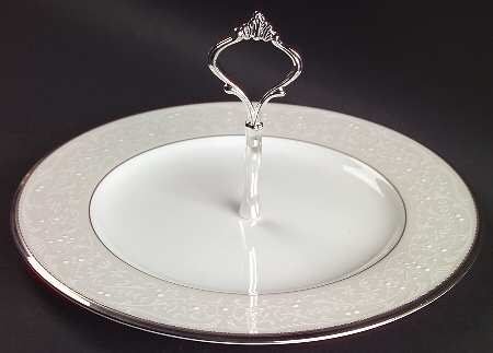 Silver Palace Round Serving Plate with Handle (DP)