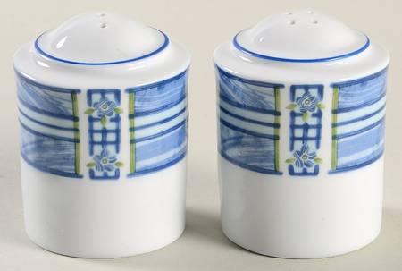 Spanish Flowers Salt & Pepper Set