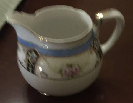 N1044 Creamer