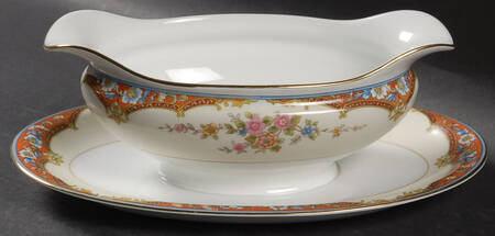 N1047 Gravy Boat with Attached Underplate