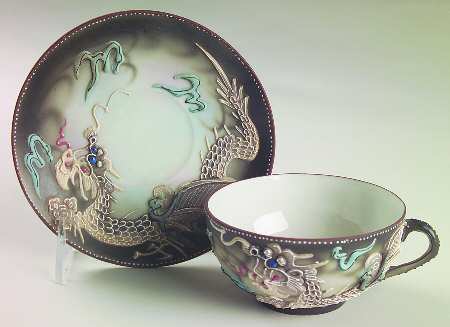 MIB5 Flat Cup & Saucer Set by Mitsu-Boshi (Japan)