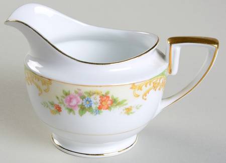 N1081 Creamer