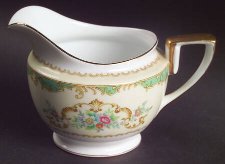 N1087 Creamer
