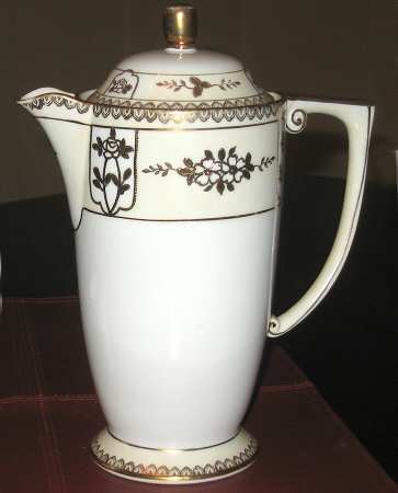 N1097 Chocolate Pot & Lid