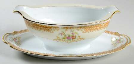 N1101 Gravy Boat with Attached Underplate