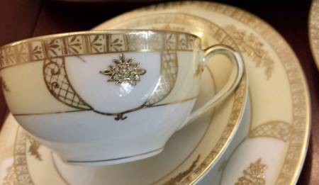 N1107 Flat Cup & Saucer Set
