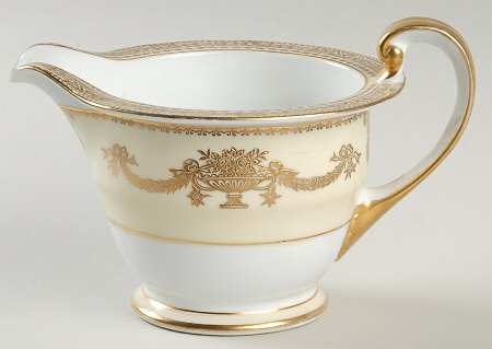Goldana Creamer