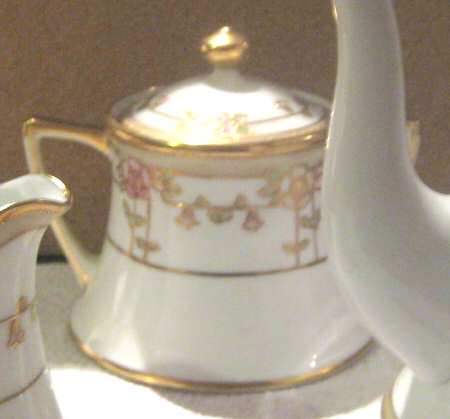 N1141 Sugar Bowl & Lid