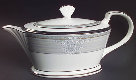 Madison Court Teapot & Lid