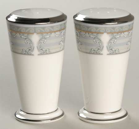 Madison Court Salt & Pepper Set