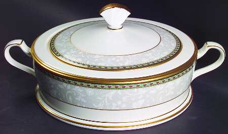 Langsdale Round Covered Vegetable