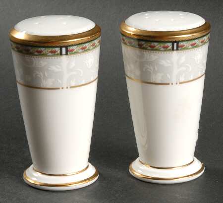 Langsdale Salt & Pepper Set