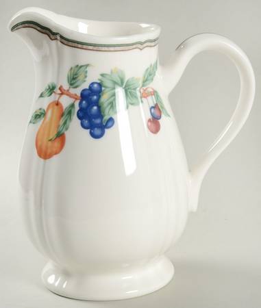 Orchard Estate 64 Oz Pitcher