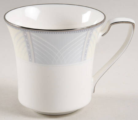 Zabrina Flat Cup