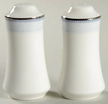 Zabrina Salt & Pepper Set
