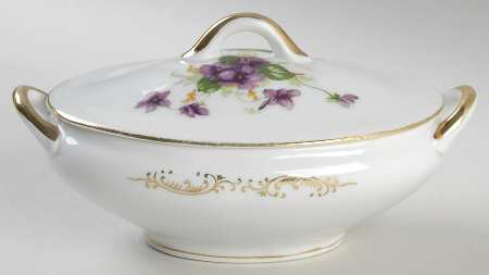 Sweet Violets Oval Box & Lid