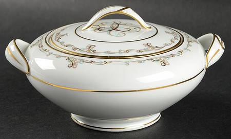 Esquire Sugar Bowl & Lid