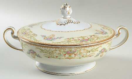 Nanette (4912) Round Covered Vegetable