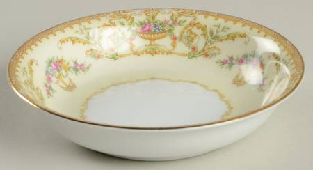Nanette (4912) Fruit/Dessert (Sauce) Bowl