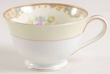Carmela (4732) Footed Cup