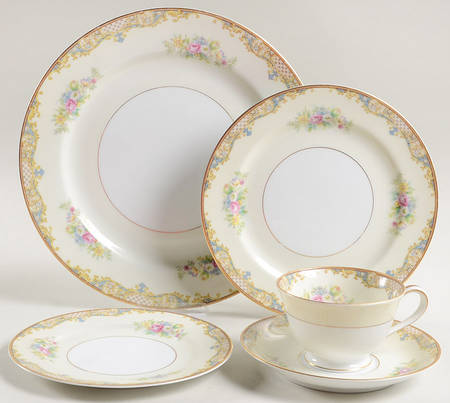 Carmela (4732) 5 Piece Place Setting